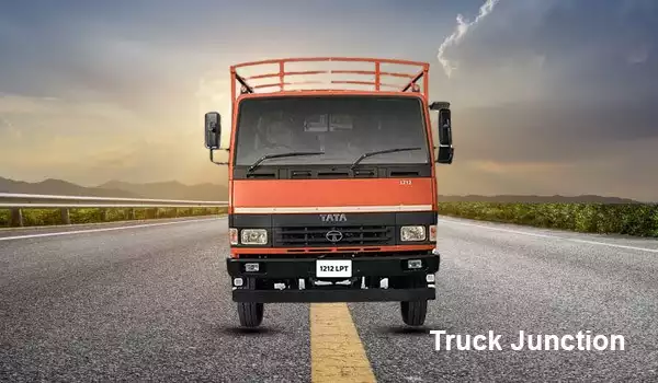 Tata 1212 LPT 3600/Containers