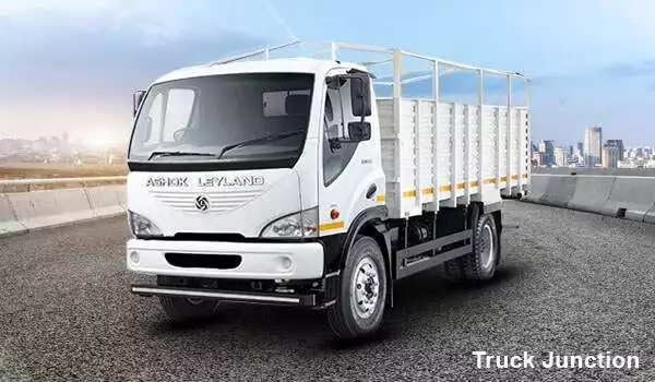 Ashok Leyland BOSS 1215 HB 4400/FSD/20 ft