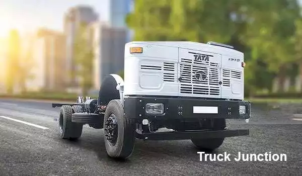 Tata LPT 1918 5L Turbotronn Cowl 6780