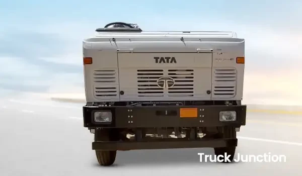टाटा एलपीटी 4830 काउल