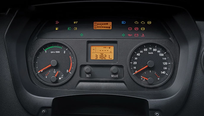 Mahindra Furio 12