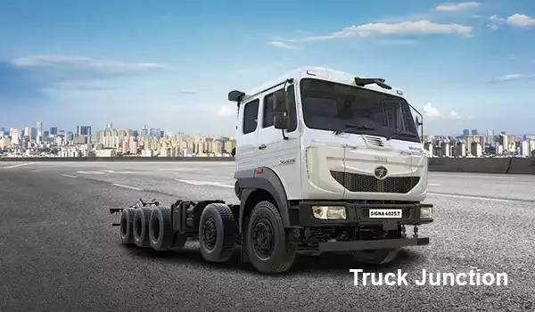 टाटा सिग्ना 4825.टी