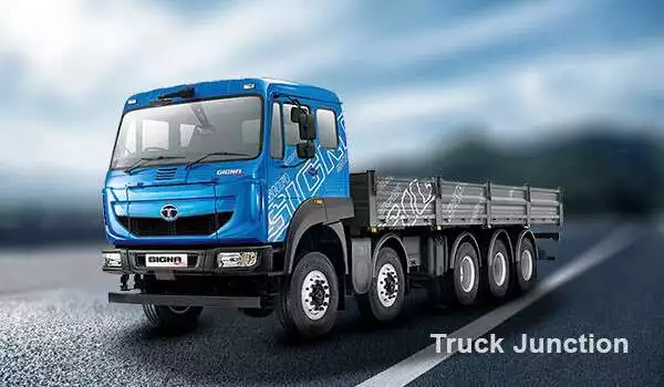 Tata Signa 4830.T Front