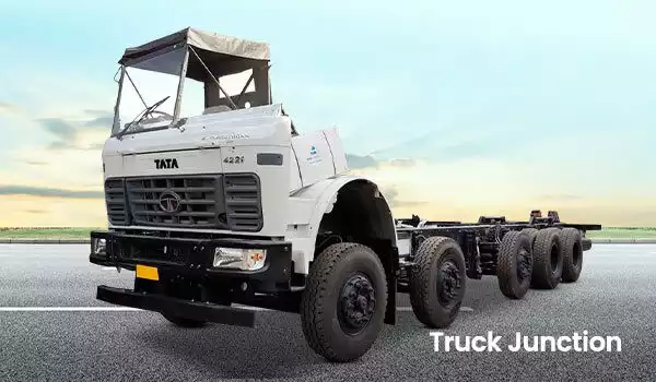 Tata LPT 4221 6800/30 ft